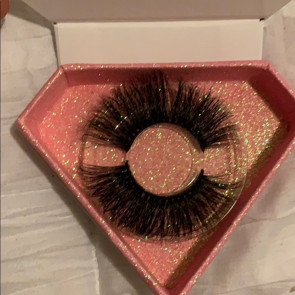 Style - hugs - Picture 1 of 1